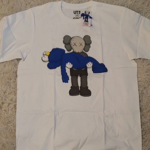 Uniqlo x KAWS Other - Brand new Kaws Uniqlo T shirt